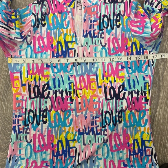 Ibkul Long Sleeve Zip Mock LIMITED EDITION SERIES AIMEE-HOT PINK/MULTI SPF 50 XS - Picture 8 of 10